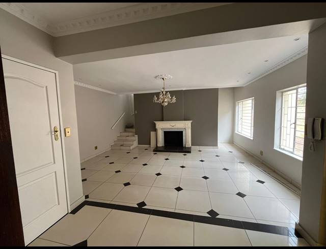 4 bed property to rent in GLENVISTA